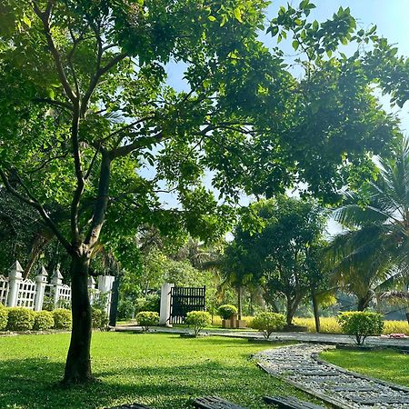Aroma Villa Homestay Polonnaruwa Buitenkant foto