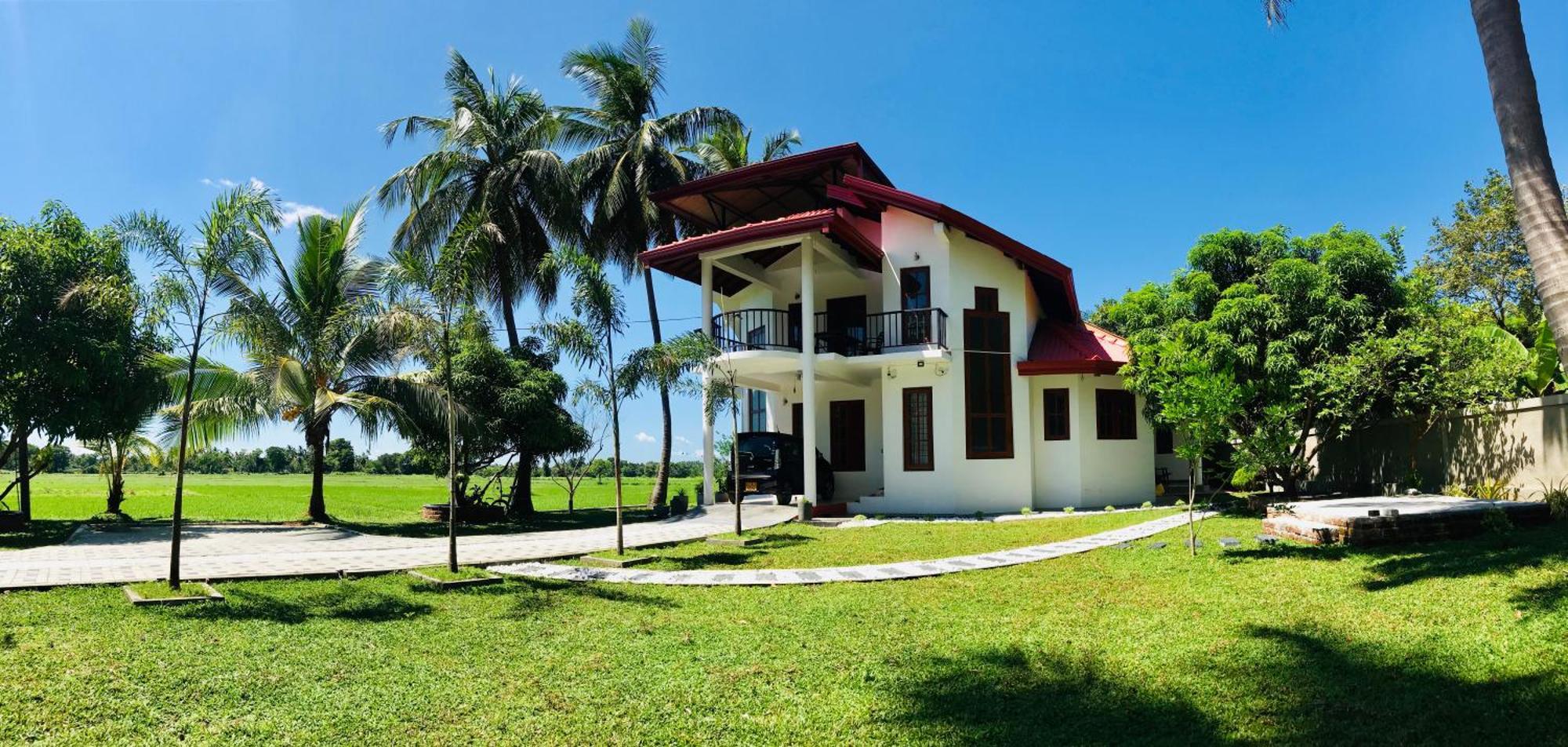 Aroma Villa Homestay Polonnaruwa Buitenkant foto