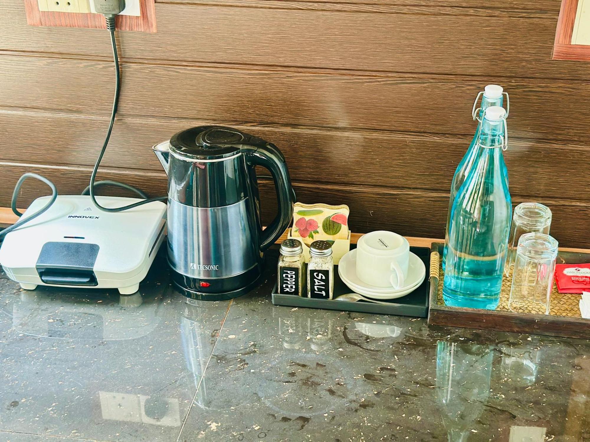 Aroma Villa Homestay Polonnaruwa Buitenkant foto